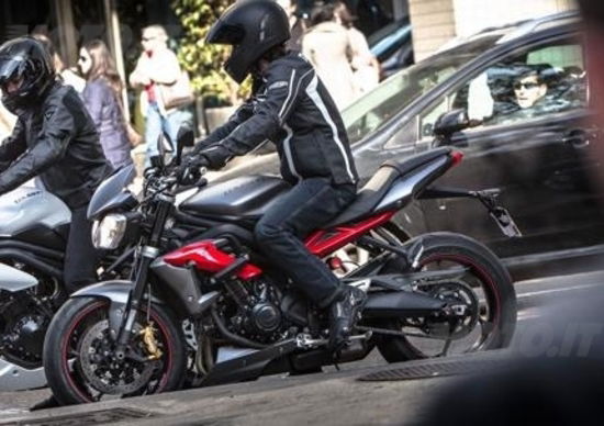 Triumph Street Triple in promozione fino a giugno