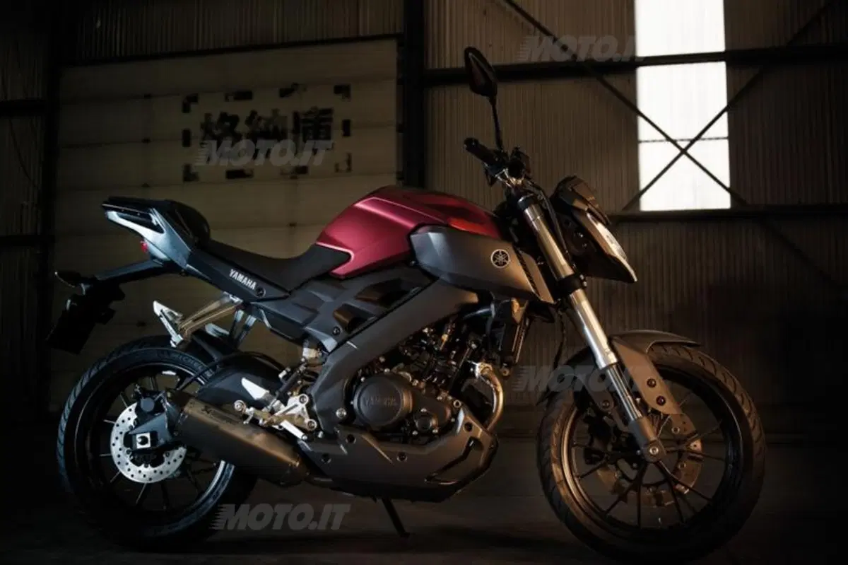 Nuova Yamaha MT-125, la naked per i sedicenni (12)