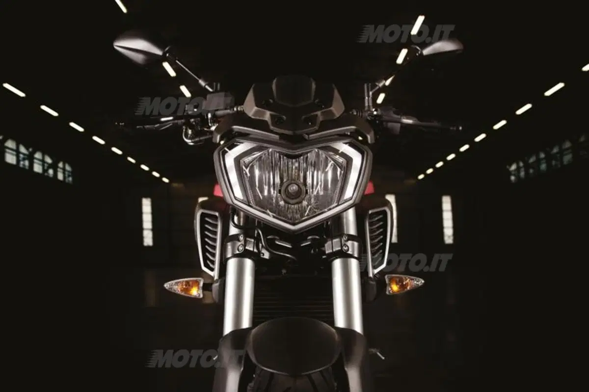 Nuova Yamaha MT-125, la naked per i sedicenni (26)