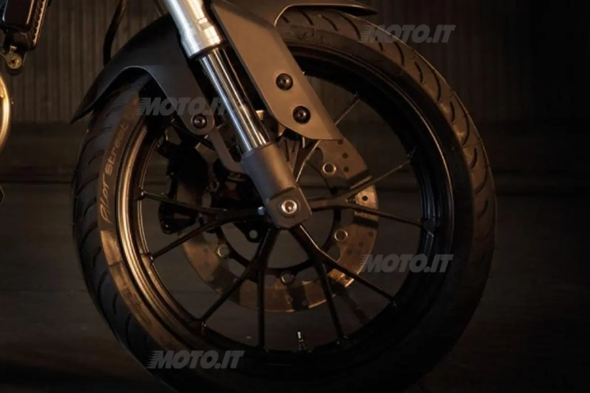 Nuova Yamaha MT-125, la naked per i sedicenni (28)