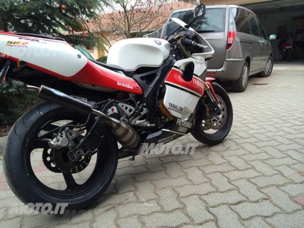 Le Belle e Possibili di Moto.it: Yamaha TZR 250 (4)