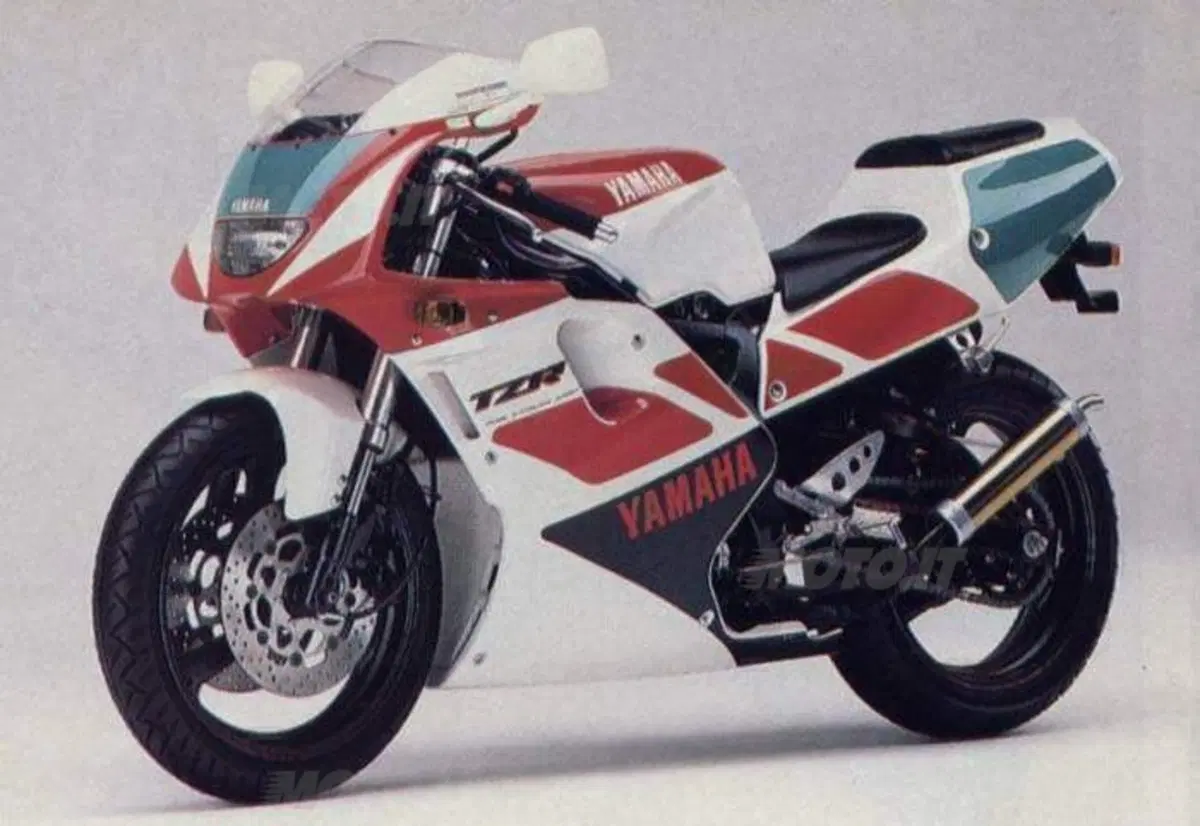 Le Belle e Possibili di Moto.it: Yamaha TZR 250 (5)