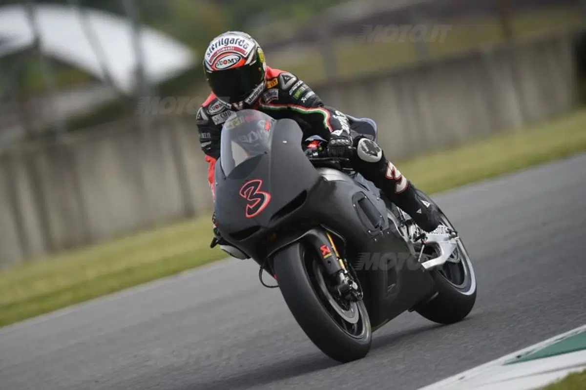Biaggi: "E' sempre bello tornare in sella al Mugello" (4)