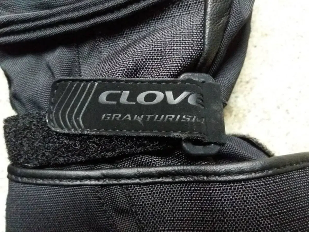 GUANTI INVERNALI CLOVER (6)
