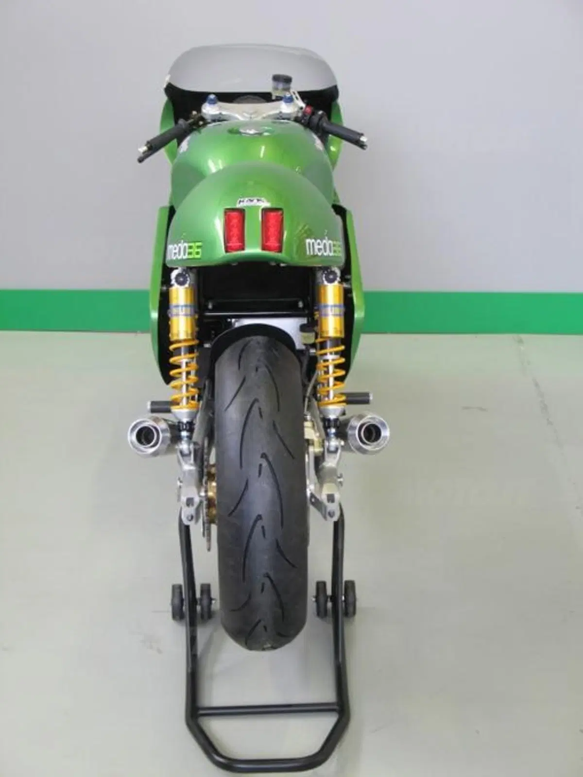 La Paton S1 debutta all'Isola di Man (9)