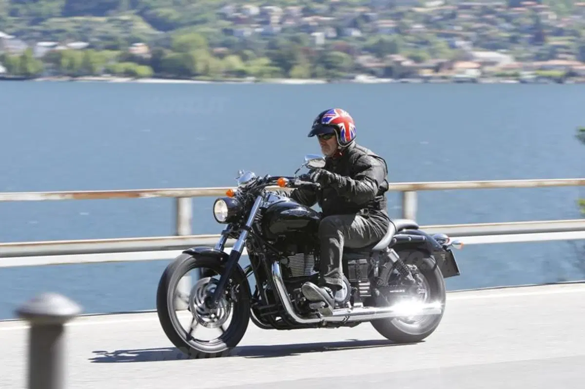 Nuove Triumph Cruiser 2014  (8)