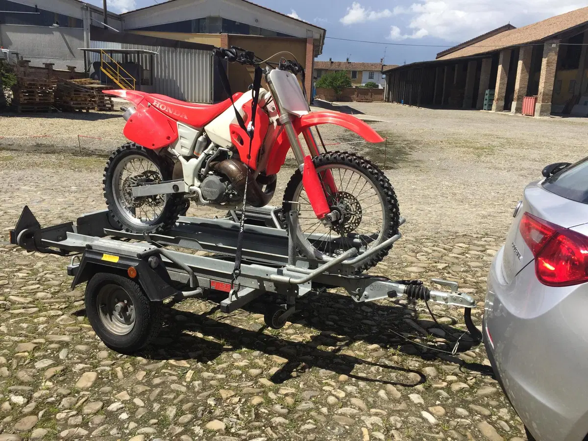 Restaurando: Honda CR 2050 2 tempi del 1994