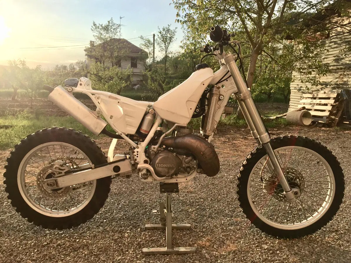 Restaurando: Honda CR 2050 2 tempi del 1994 (4)