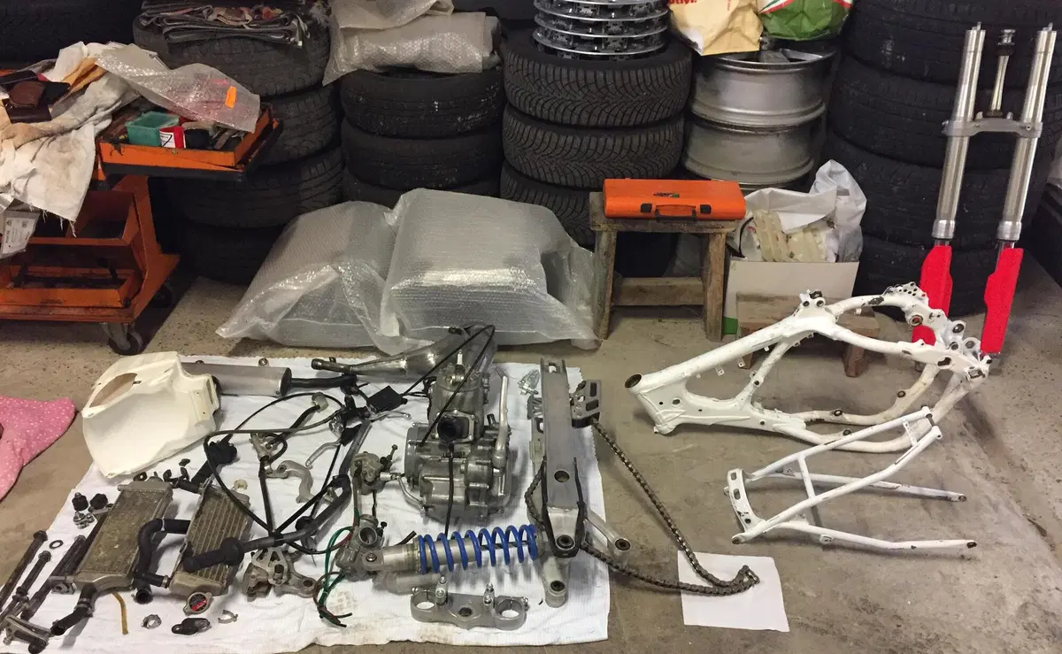 Restaurando: Honda CR 2050 2 tempi del 1994 (10)