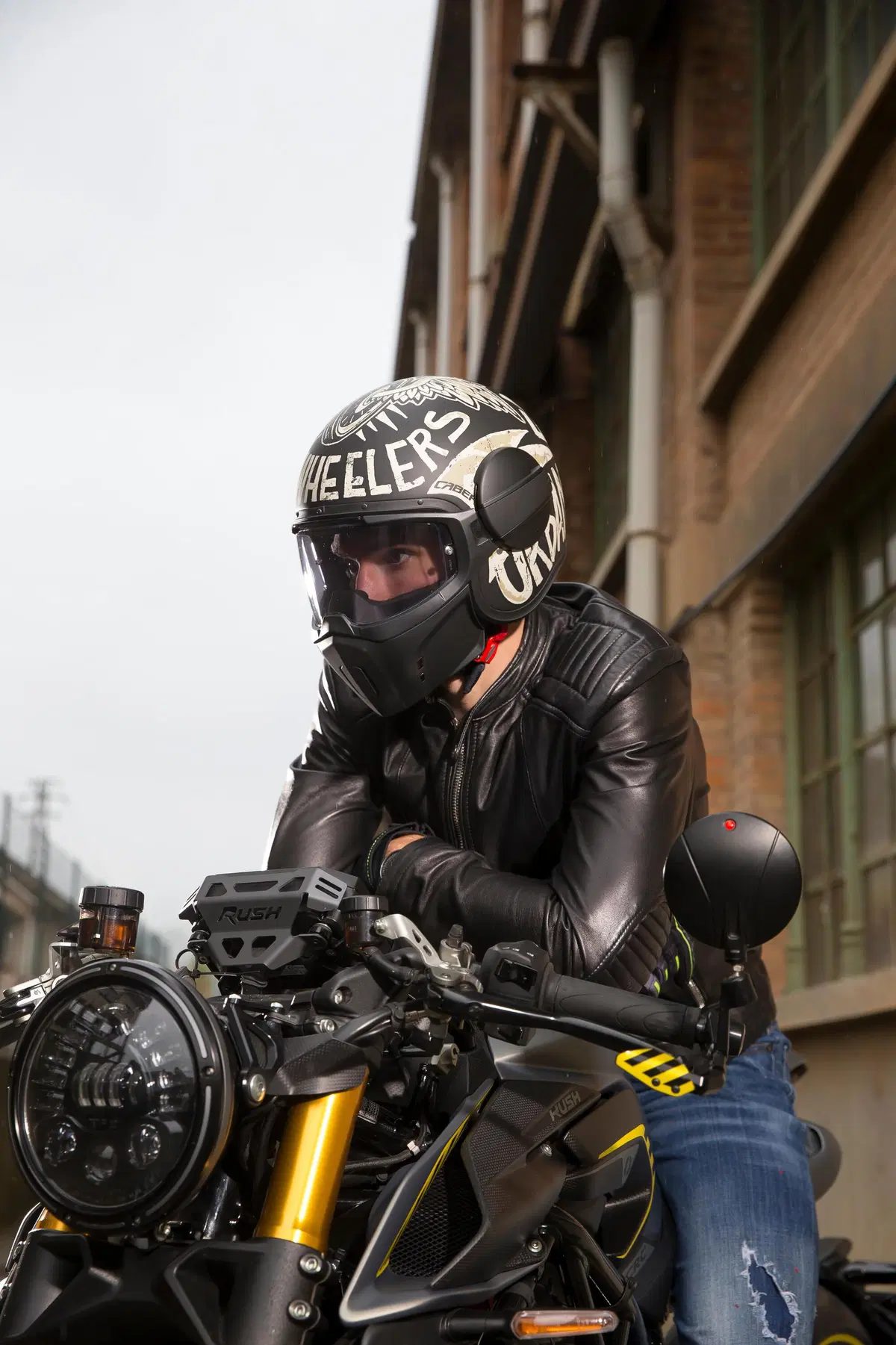 Casco Caberg Ghost Nuke (6)