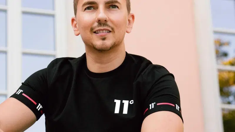 MotoGP. Jorge Lorenzo commentatore Dazn: "Il 2022 potrebbe essere l'anno di Ducati"