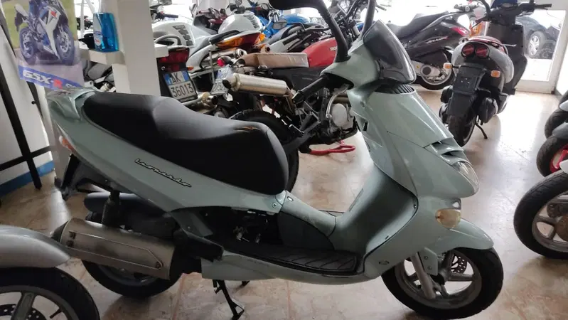 Aprilia Leonardo 125 (1996 - 02) (2)