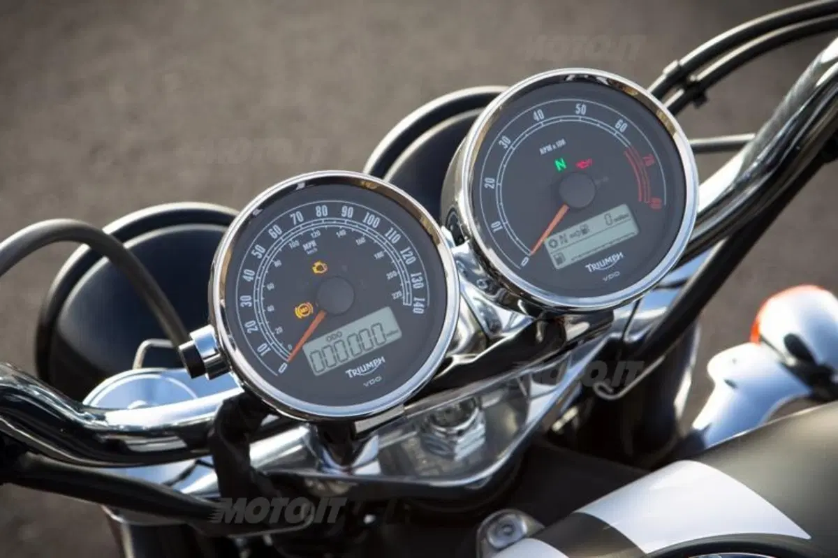 Nuove Triumph Cruiser 2014  (39)
