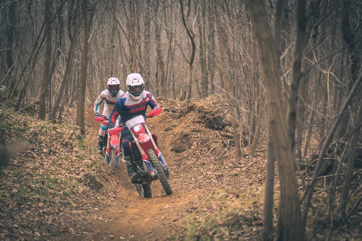 Meglio la 250 o la 300? TEST Honda CRF RX Enduro 2022: ecco le differenze (8)