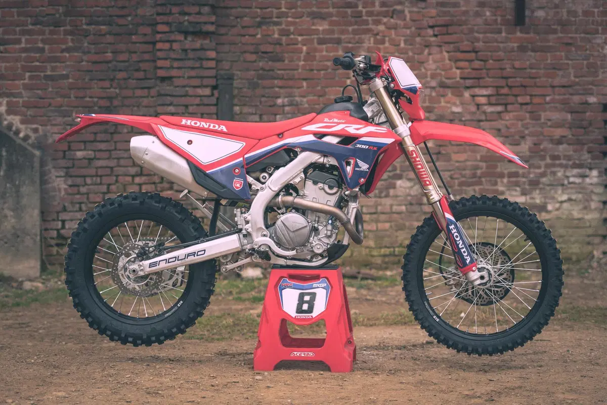 Meglio la 250 o la 300? TEST Honda CRF RX Enduro 2022: ecco le differenze (32)