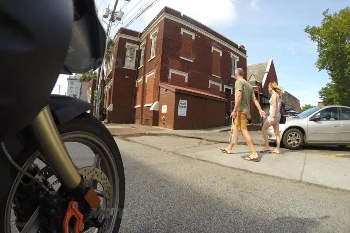 Con la action-cam sul casco è tutto un altro girare (8)