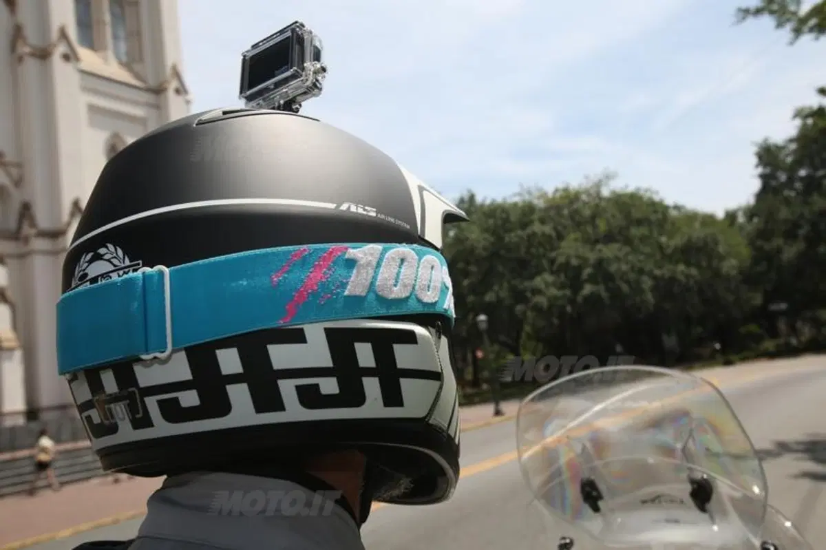 Con la action-cam sul casco è tutto un altro girare (19)