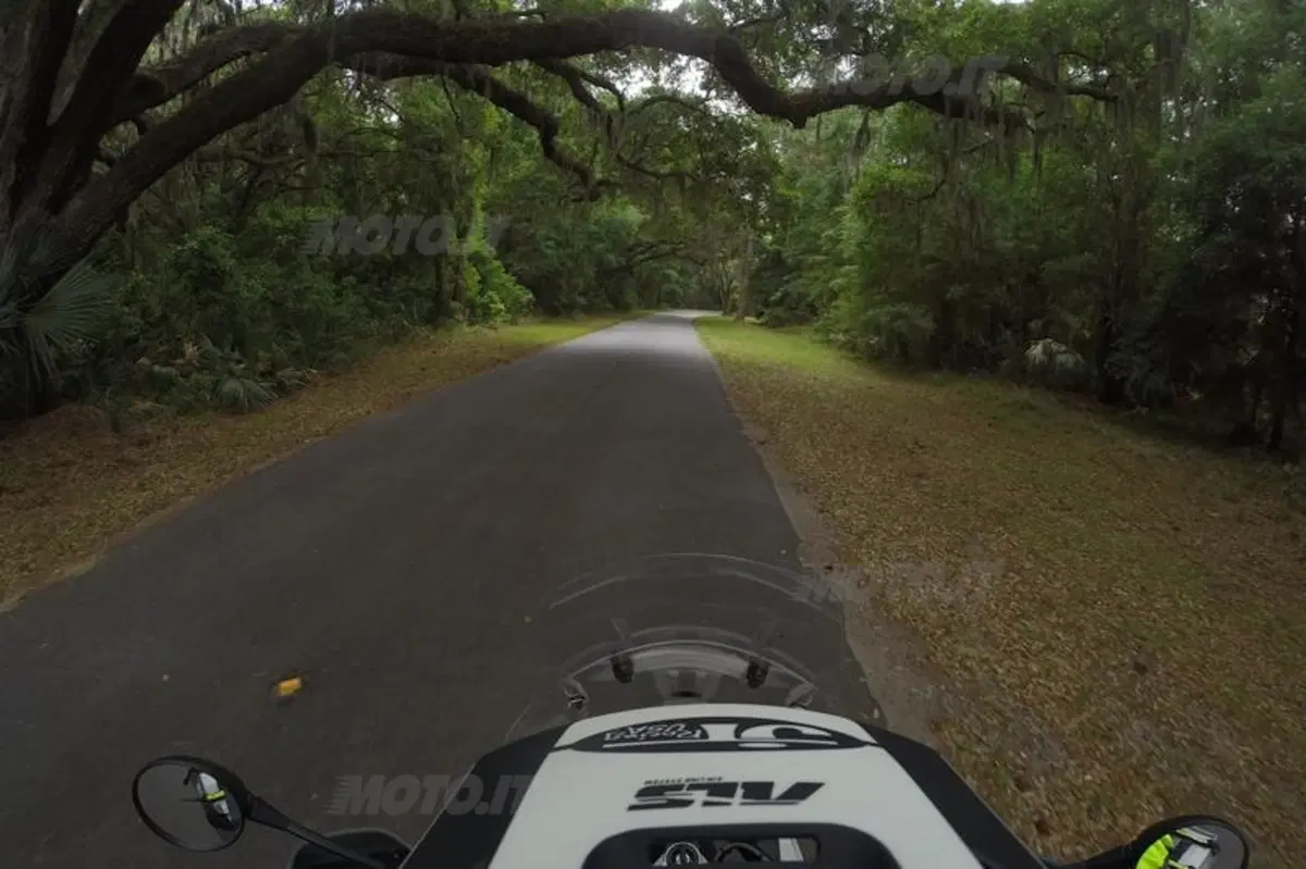 Con la action-cam sul casco è tutto un altro girare (20)