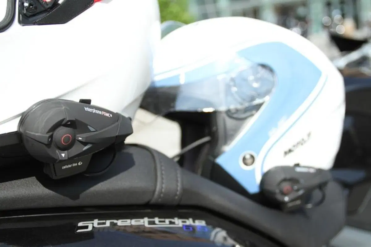 Interphone F5MC. La nostra prova su strada  (4)