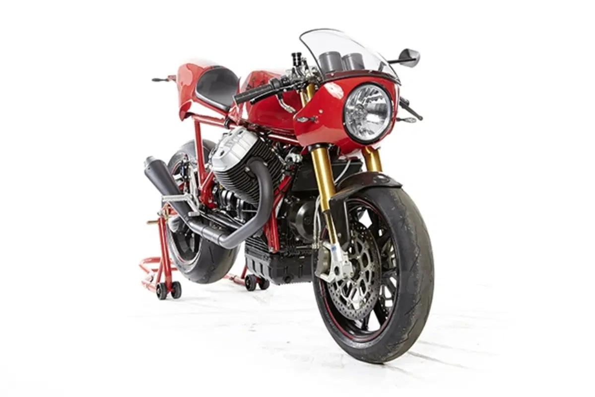 Radical Guzzi Retro Le Mans (3)