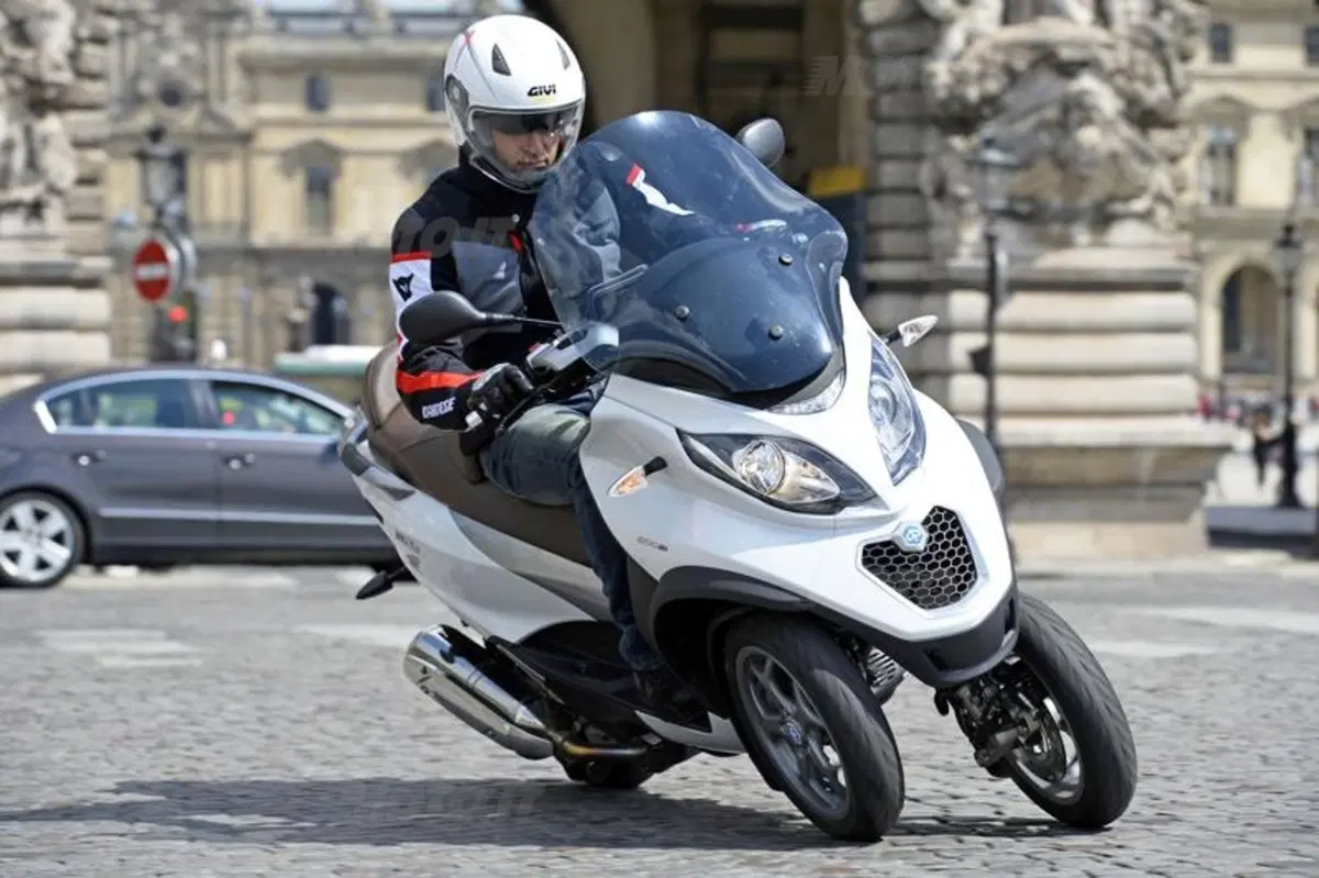 Piaggio MP3 500 ABS - ASR