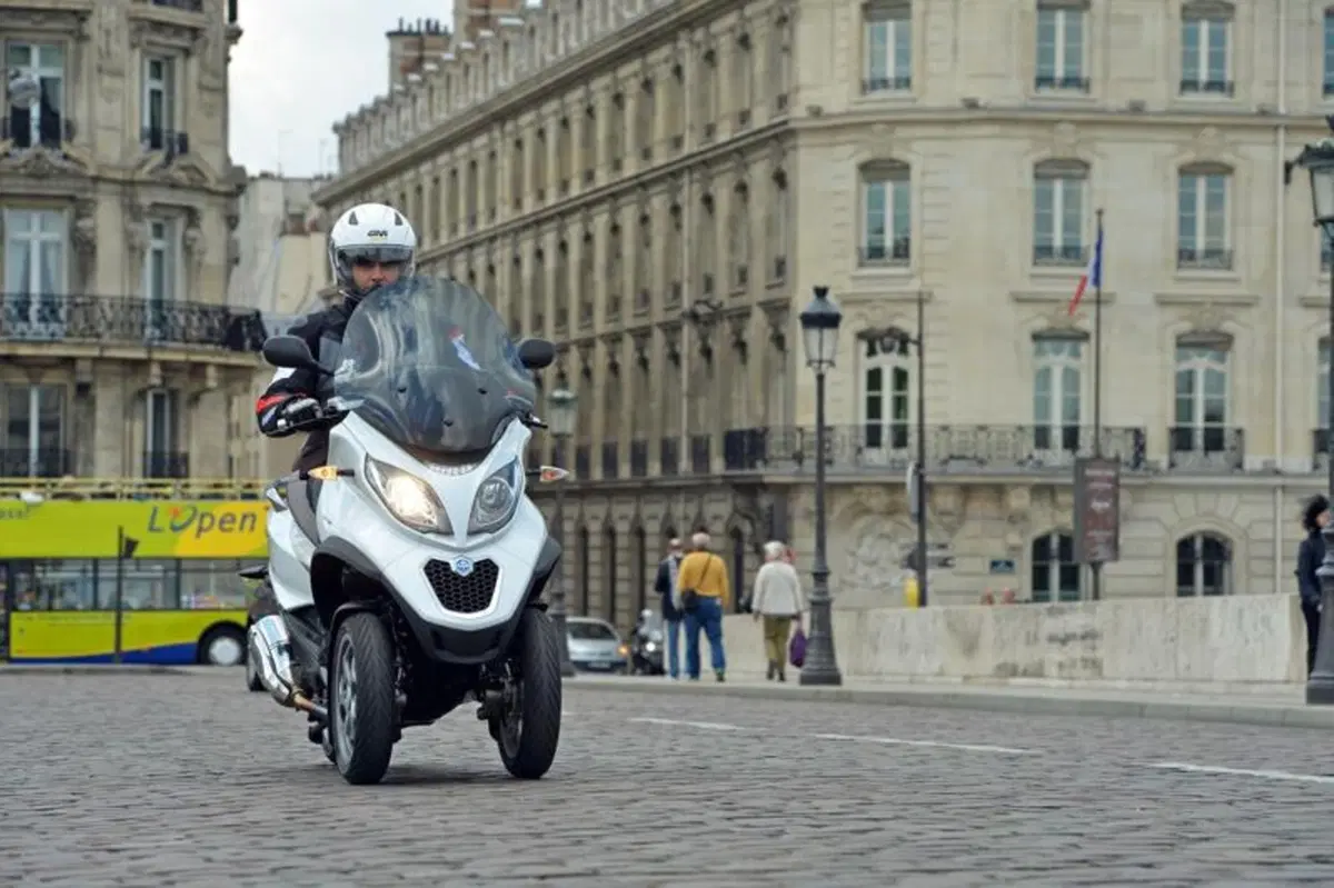 Piaggio MP3 500 ABS - ASR (4)