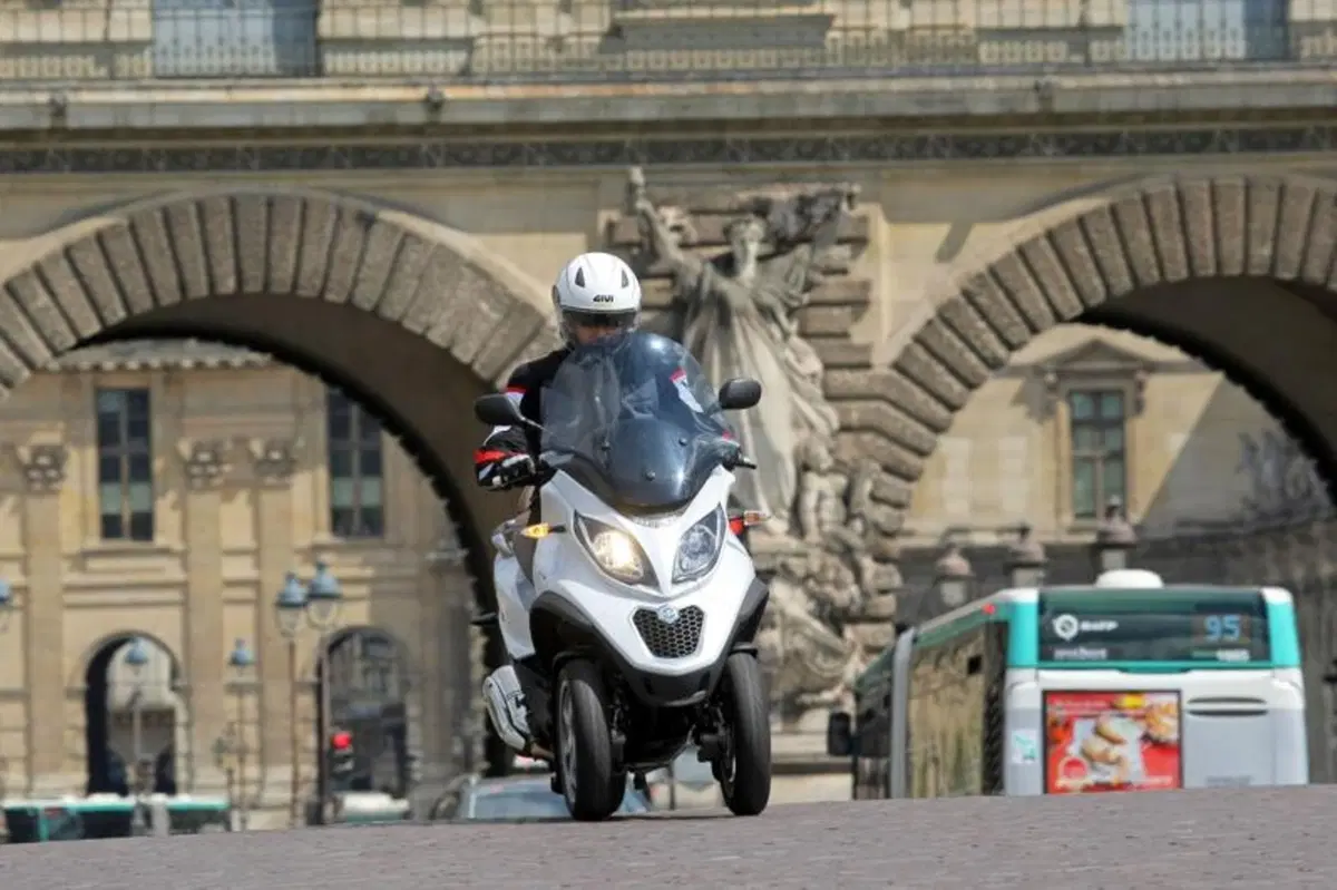 Piaggio MP3 500 ABS - ASR (5)