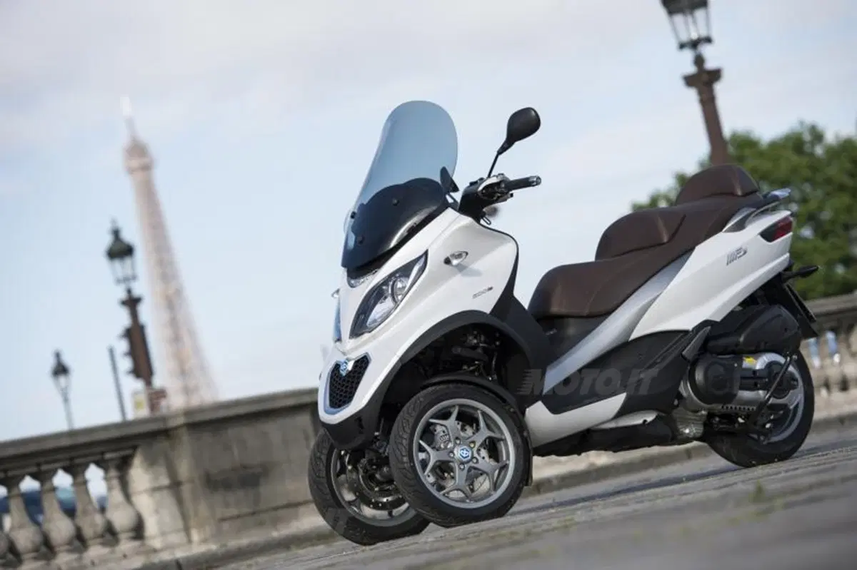 Piaggio MP3 500 ABS - ASR (12)