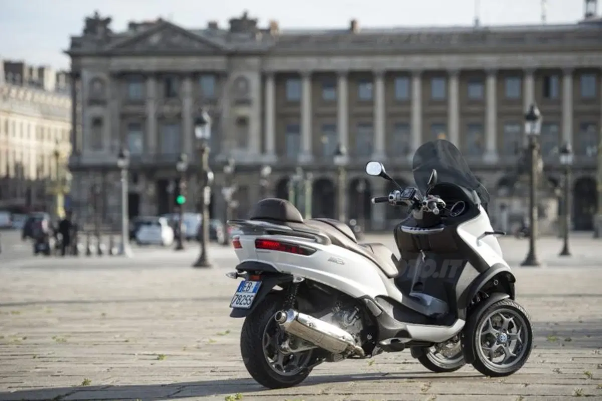 Piaggio MP3 500 ABS - ASR (16)