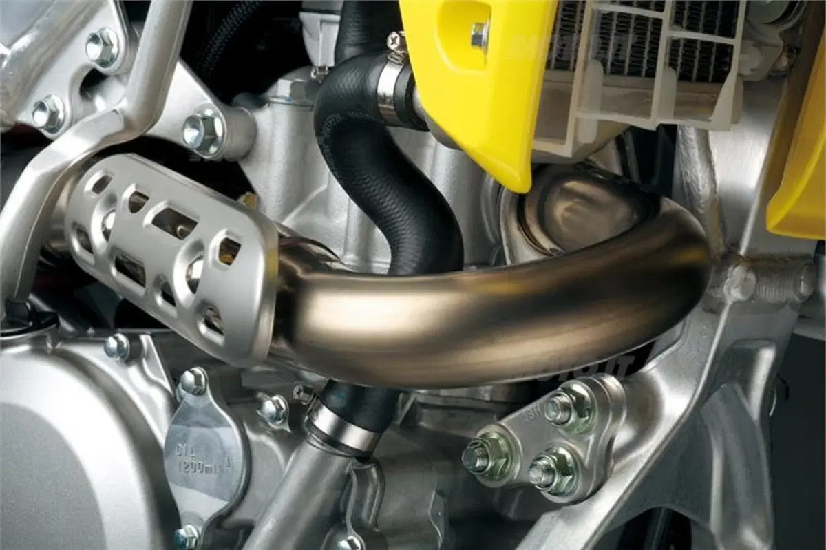 Nuova Suzuki RM450Z 2015 (6)