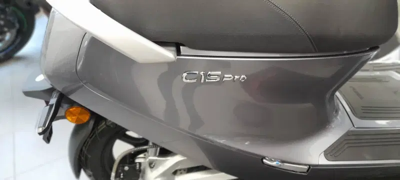 Yadea C1S Pro (2020 - 26) (3)