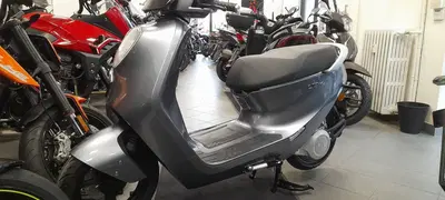Yadea C1S Pro (2020 - 26) nuova