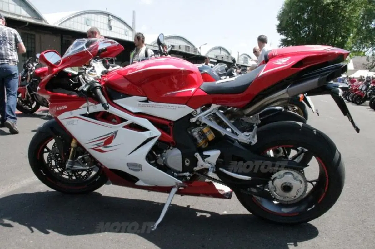 MV Agusta: il raduno annuale finalmente a Schiranna (50)