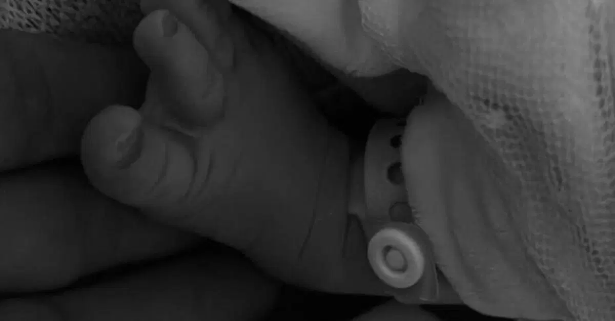 MotoGP 2022. &Egrave; nata Giulietta, la figlia di Valentino Rossi e Francesca Sofia Novello