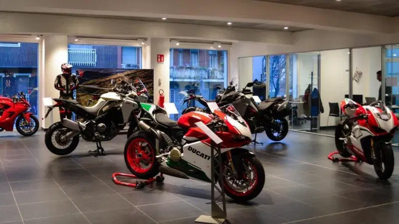 Mercato dell'usato moto stazionario a febbraio