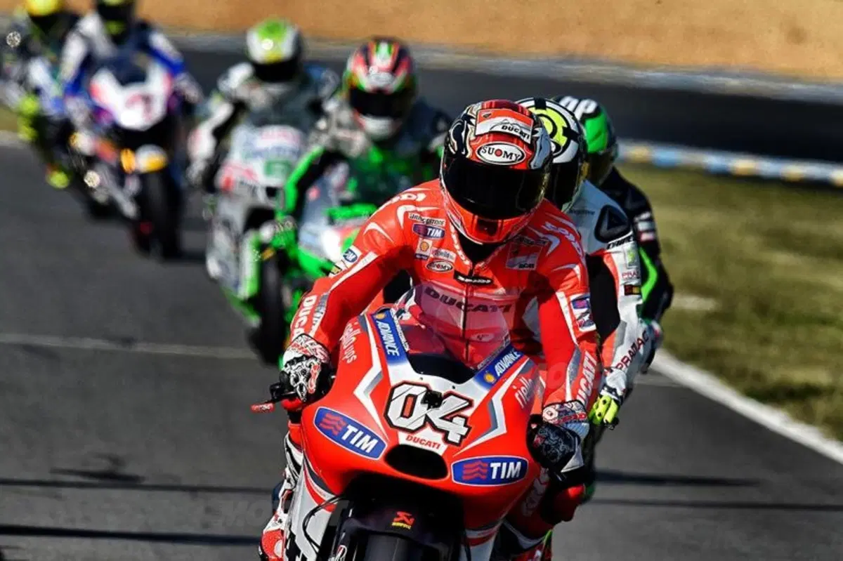 Le foto più spettacolari del GP di Francia (5)