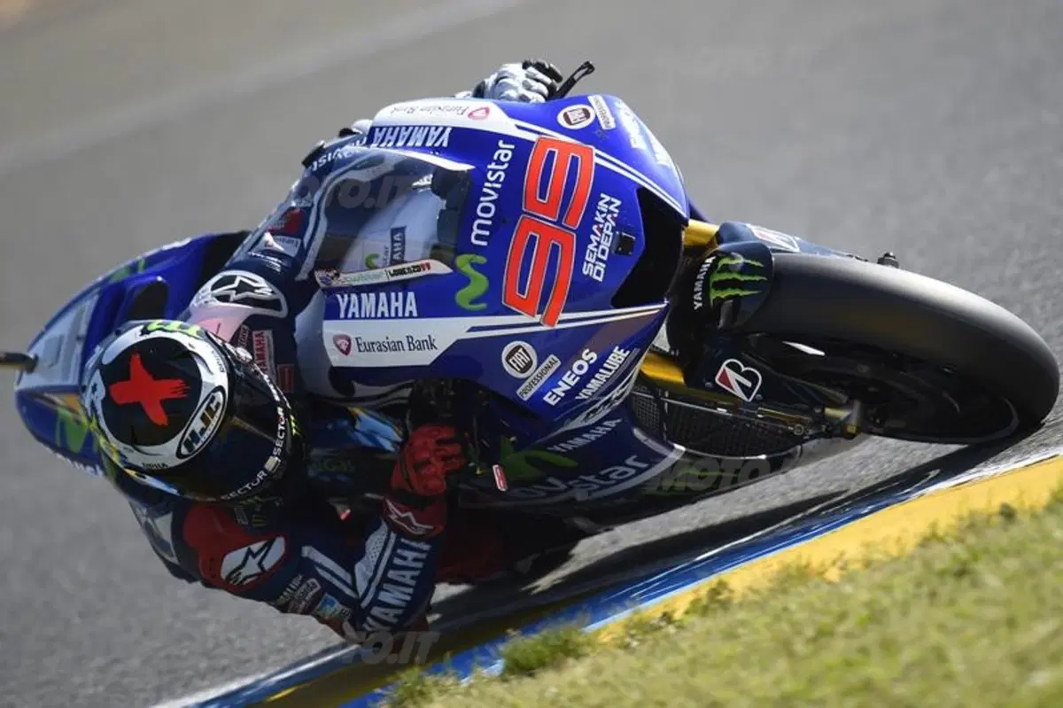 Le foto più spettacolari del GP di Francia (9)