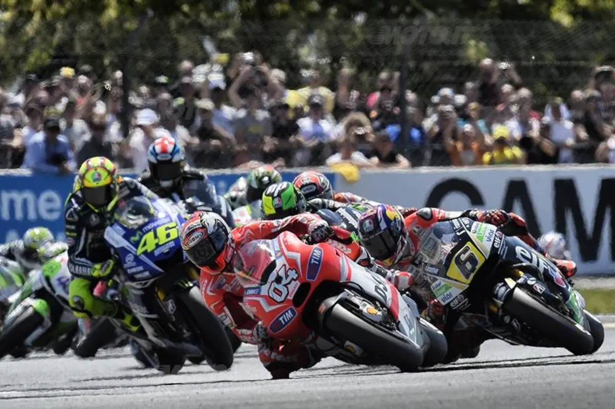 Le foto più spettacolari del GP di Francia (36)