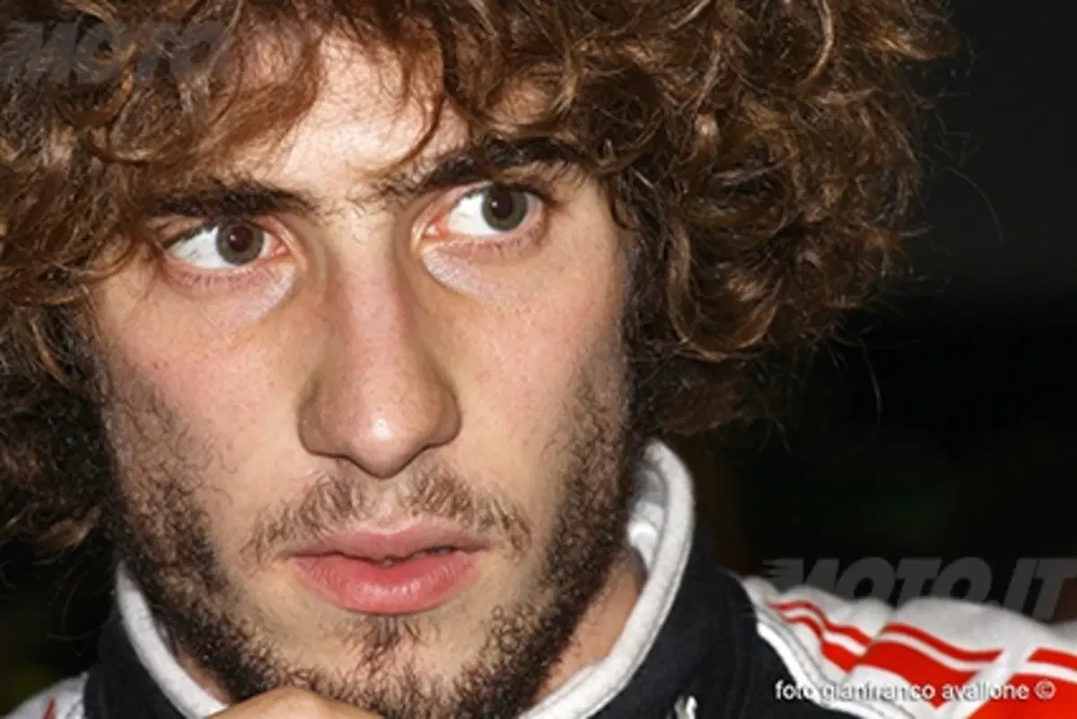 “Oltre il Limite”, inaugura a Torino la mostra dedicata a Simoncelli (2)