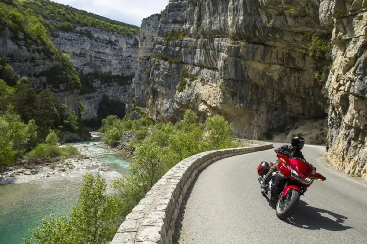 Honda CTX 1300, Gold Wing F6C e F6B 1800  (13)
