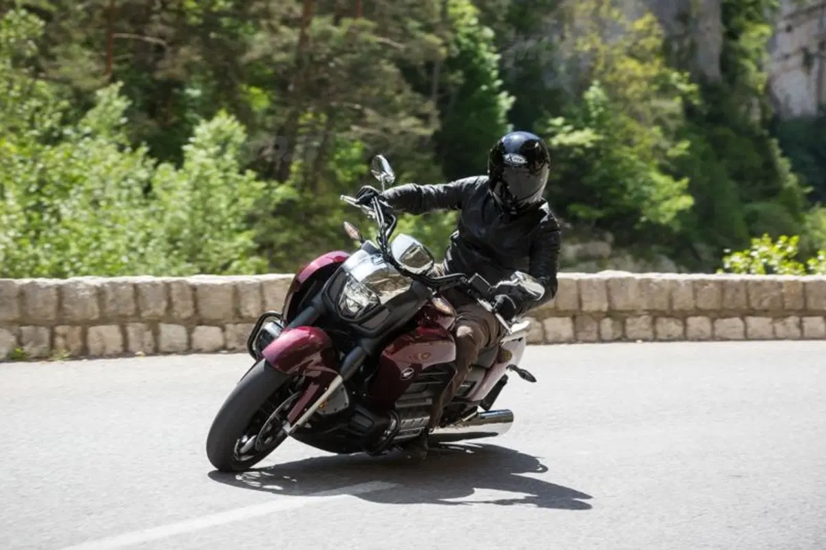 Honda CTX 1300, Gold Wing F6C e F6B 1800  (29)