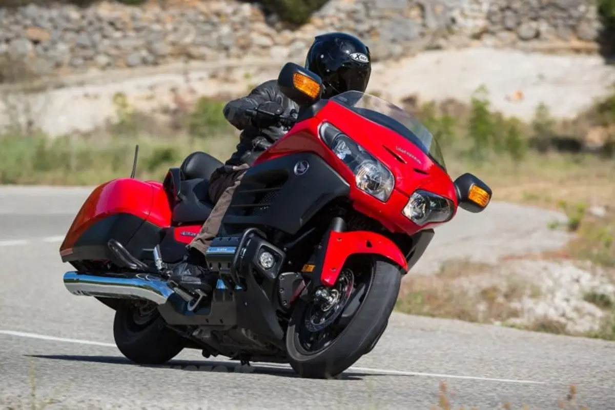 Honda CTX 1300, Gold Wing F6C e F6B 1800  (30)