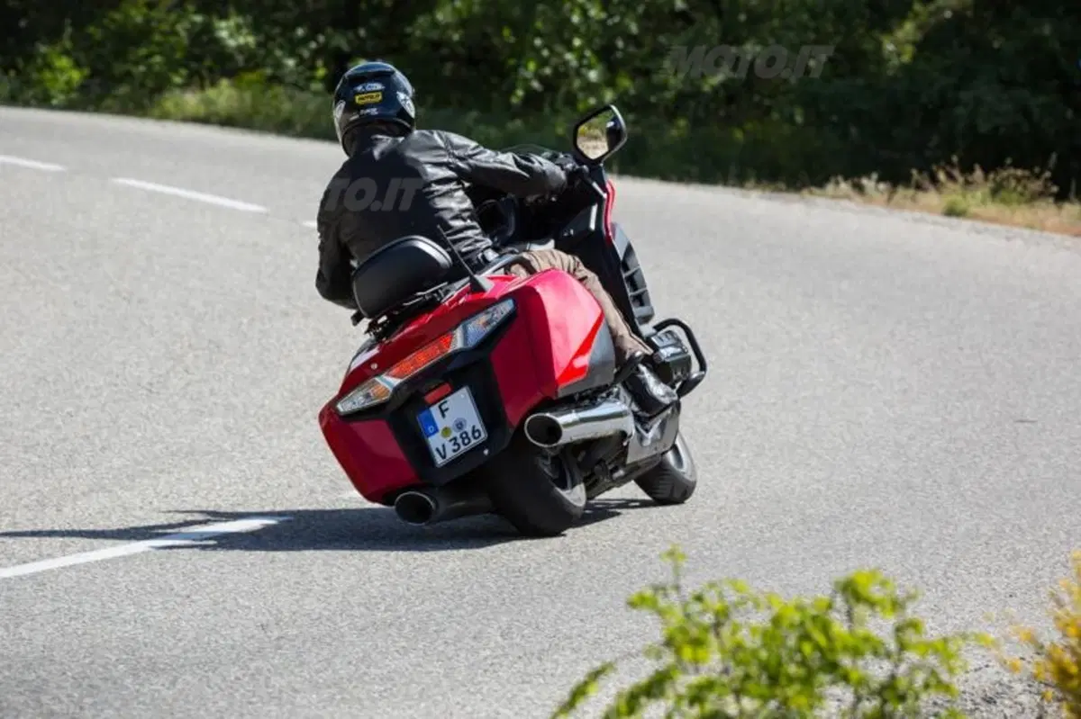 Honda CTX 1300, Gold Wing F6C e F6B 1800  (38)
