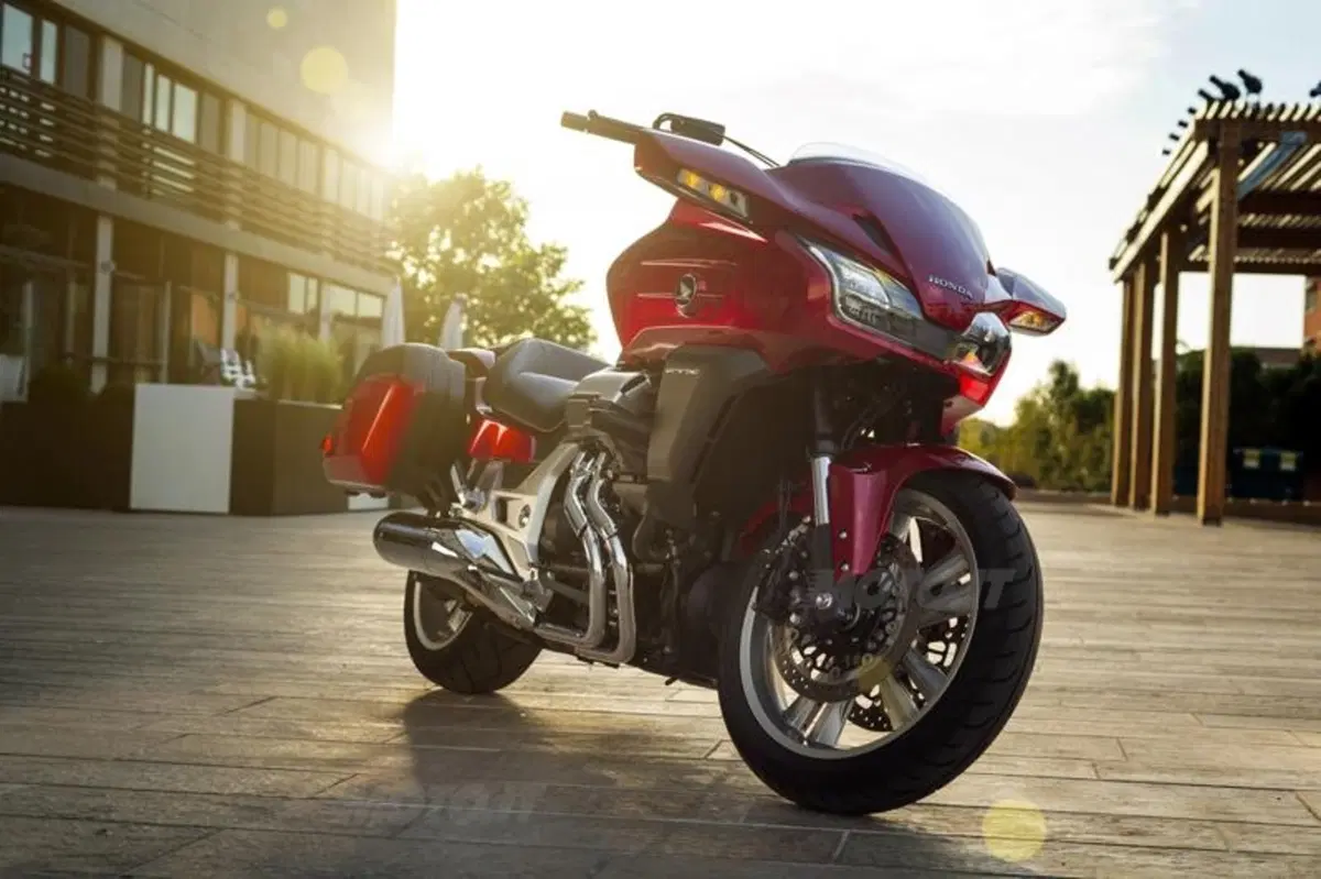 Honda CTX 1300, Gold Wing F6C e F6B 1800  (47)