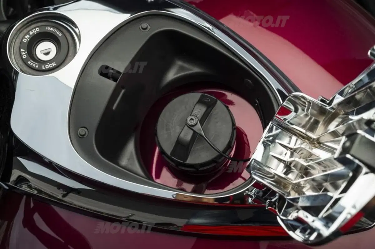 Honda CTX 1300, Gold Wing F6C e F6B 1800  (67)