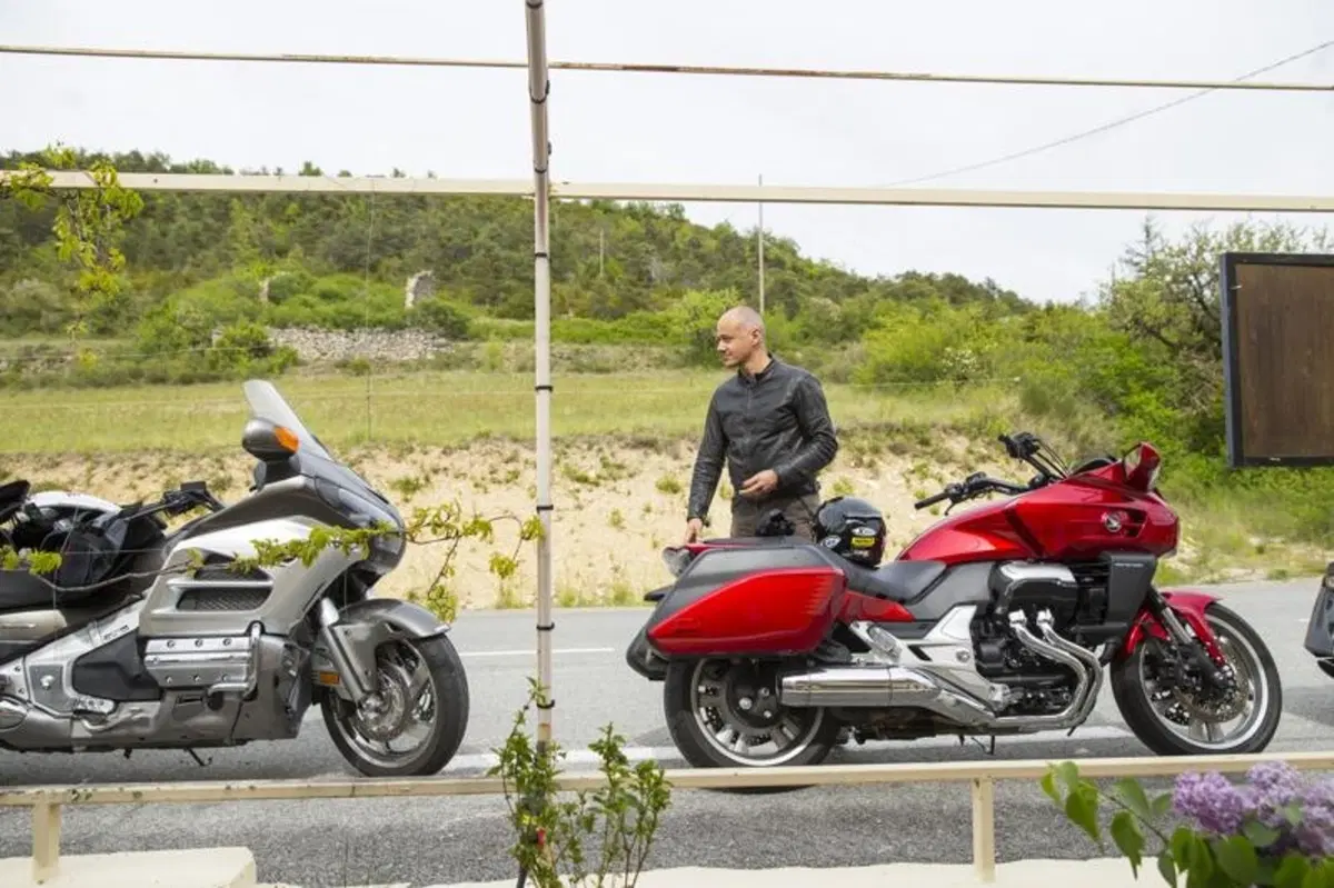 Honda CTX 1300, Gold Wing F6C e F6B 1800  (89)