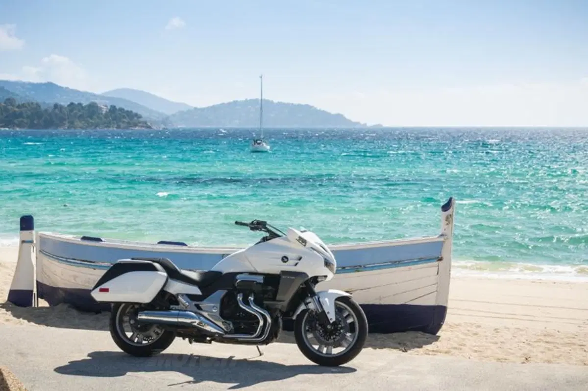 Honda CTX 1300, Gold Wing F6C e F6B 1800  (103)