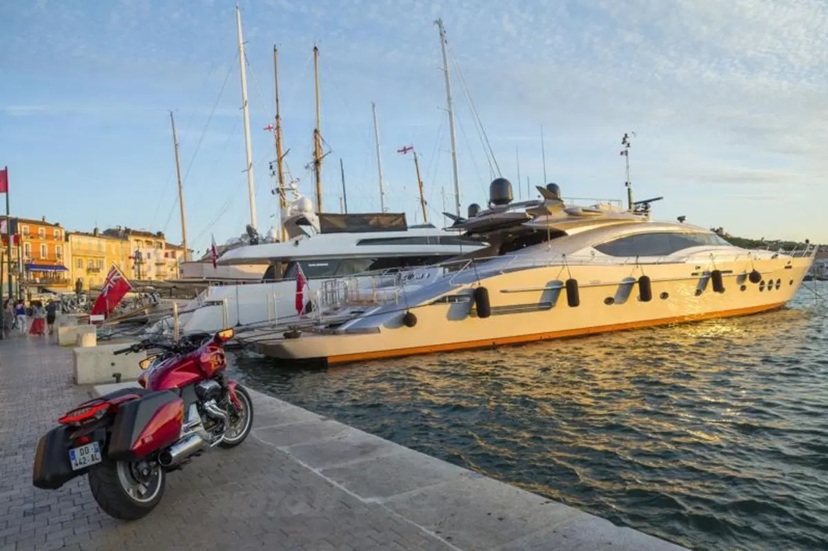 Honda CTX 1300, Gold Wing F6C e F6B 1800  (109)