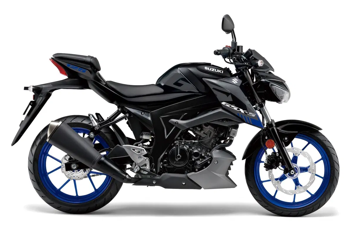 Suzuki GSX-S 125 2022: Euro-5 e nuove colorazioni. Foto e prezzo (6)