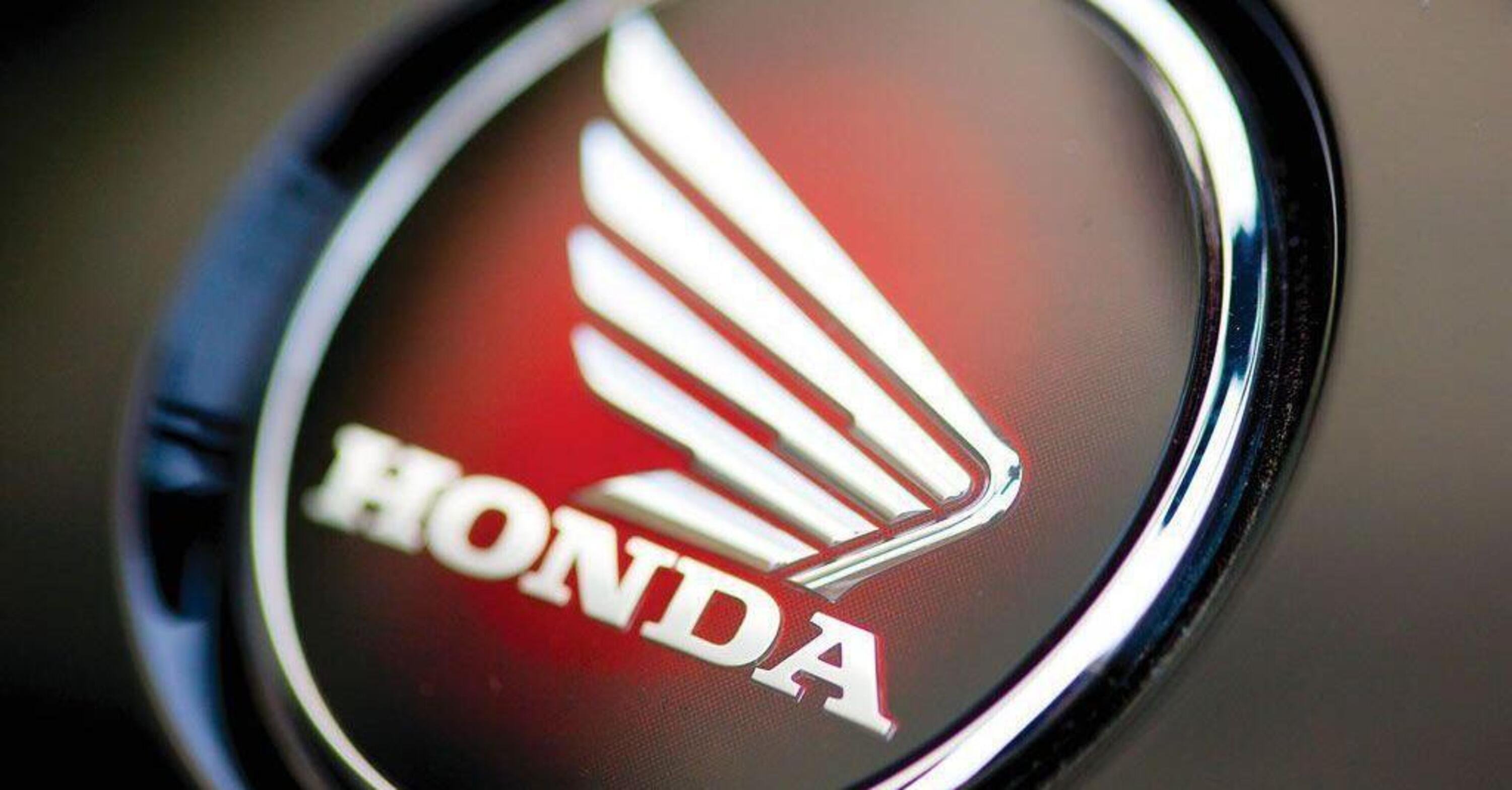 Honda sospende le spedizioni moto e auto verso la Russia